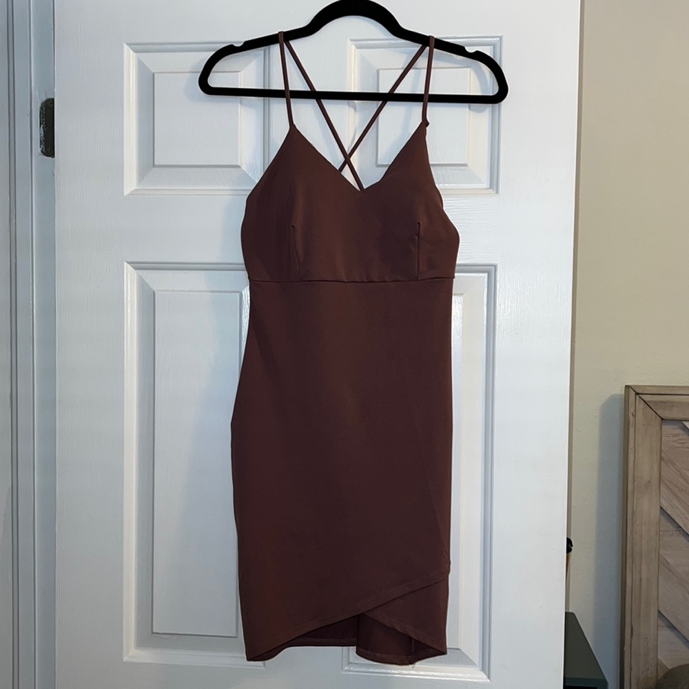 Windsor bodycon strappy back mauve dress. Worn once. Size medium